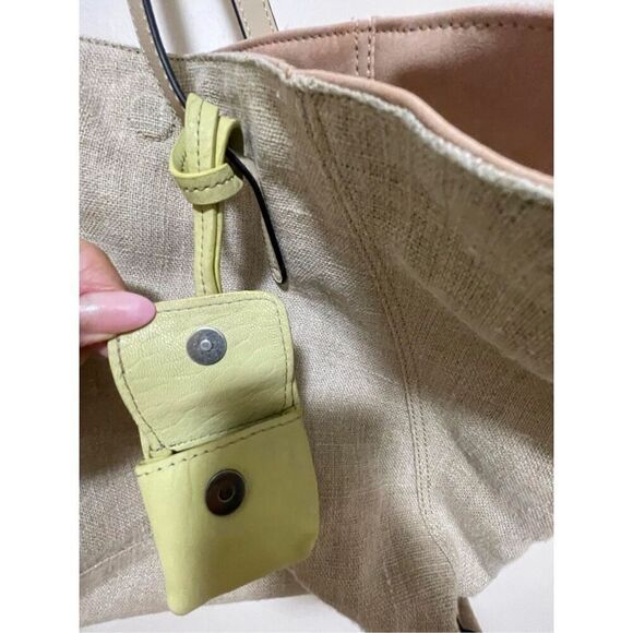 New Free People Street Sounds Pod Clip  leather - Picture 10 of 11